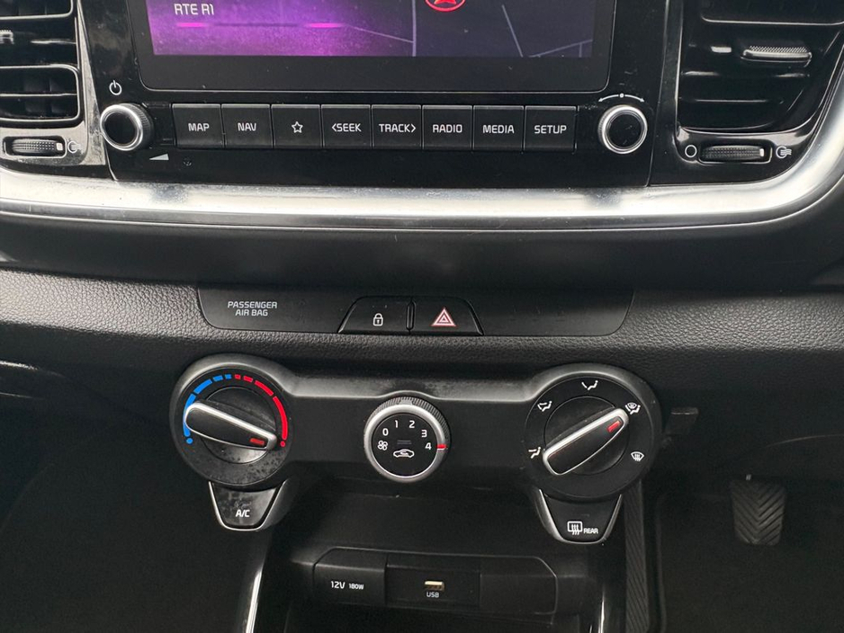2024 Kia Stonic 1.0P 242 5 YEARS KIA WARRANTY! ONE OWNER FROM NEW! SHOWROOM CONDITION! Reversing Camera, Lane Departure Warning, Multi-Function Steering Wheel, €23,900
