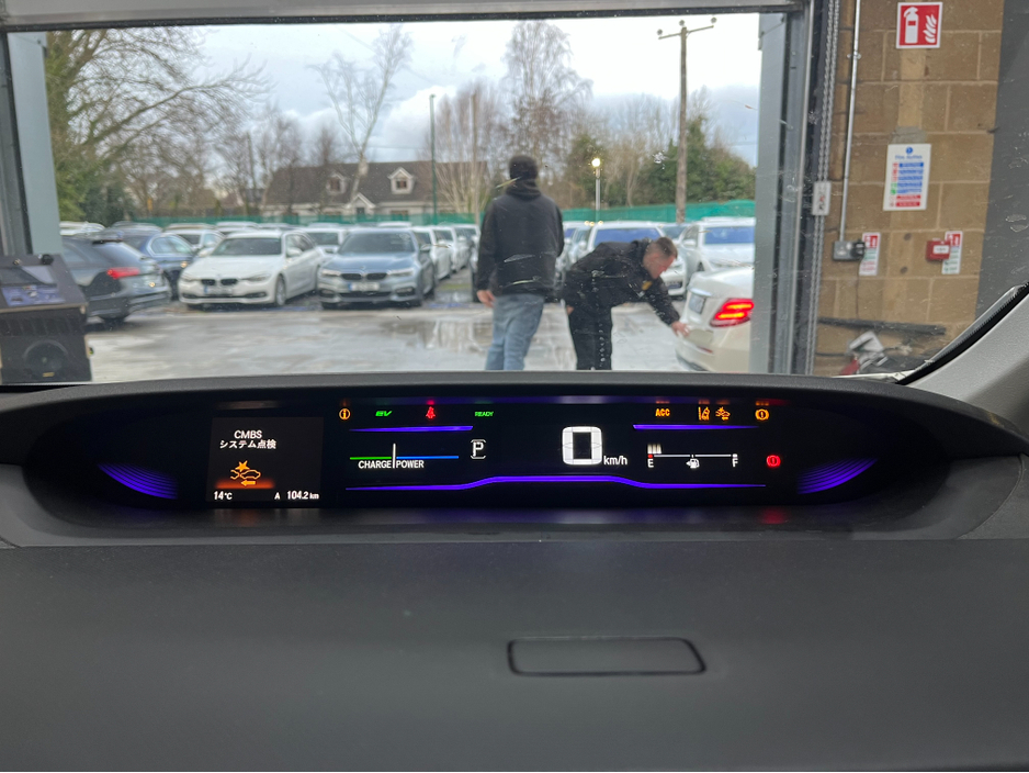 2019 Honda Stepwagon - image 22