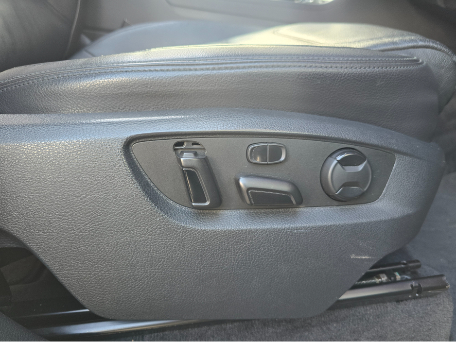 2017 Volkswagen Touareg V6 R-LINE-FULLY SERVICED WITH NEW TYRES €26,450