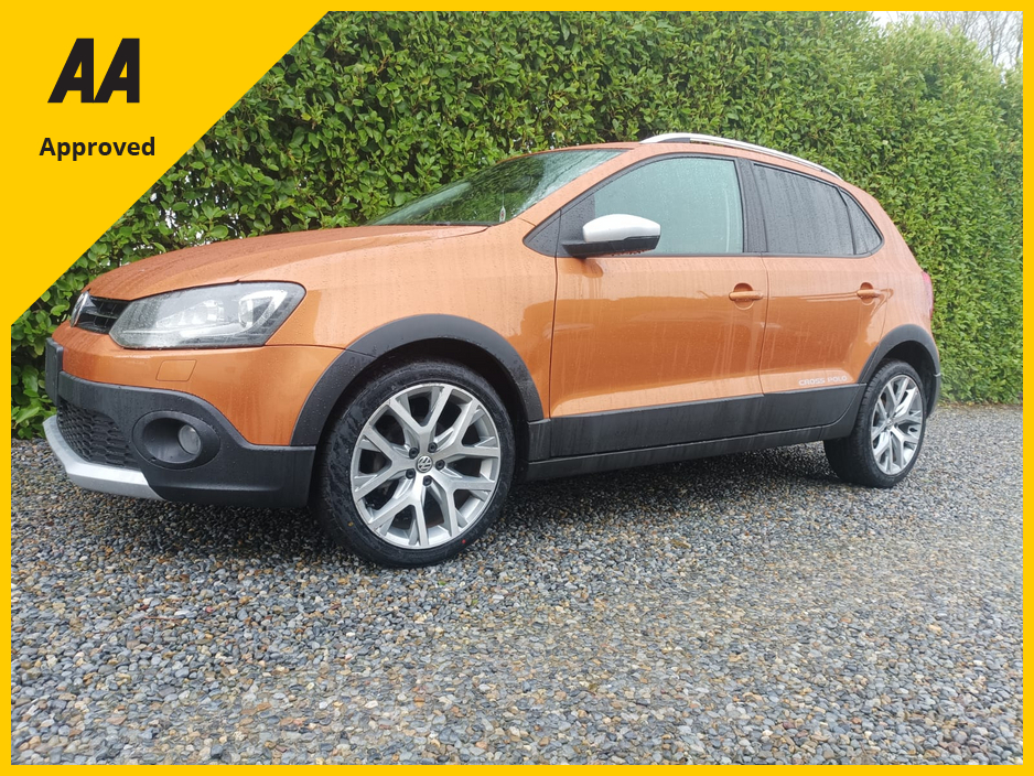 2017 Volkswagen Polo POLO CROSS 1.2 TSI AUTOMATIC SPORTS ALLOY WHEELS CRUISE CONTROL APPLE CAR PLAY & ANDROID AUTO MULTIFUNCTION STEERING WHEEL AUTO HEADLIGHTS FACTORY IMMOBILISER LEATHER STEERING WHEEL NCT & ROAD TAX €13,895