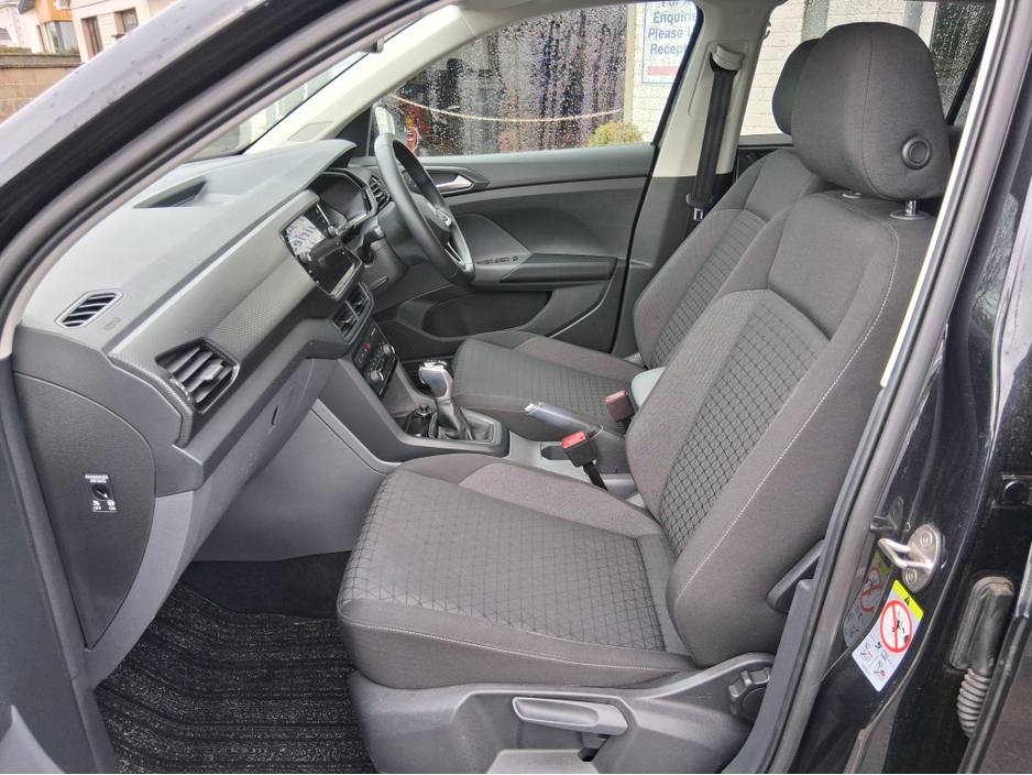 2020 Volkswagen T-Cross Life SPORT €18,995