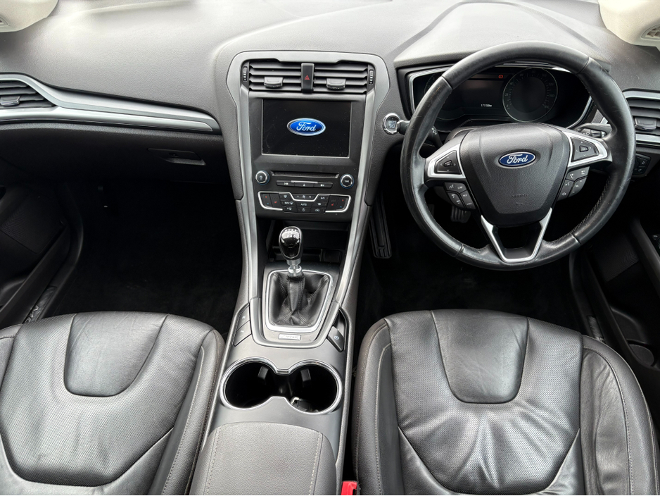 2018 Ford Mondeo - image 13