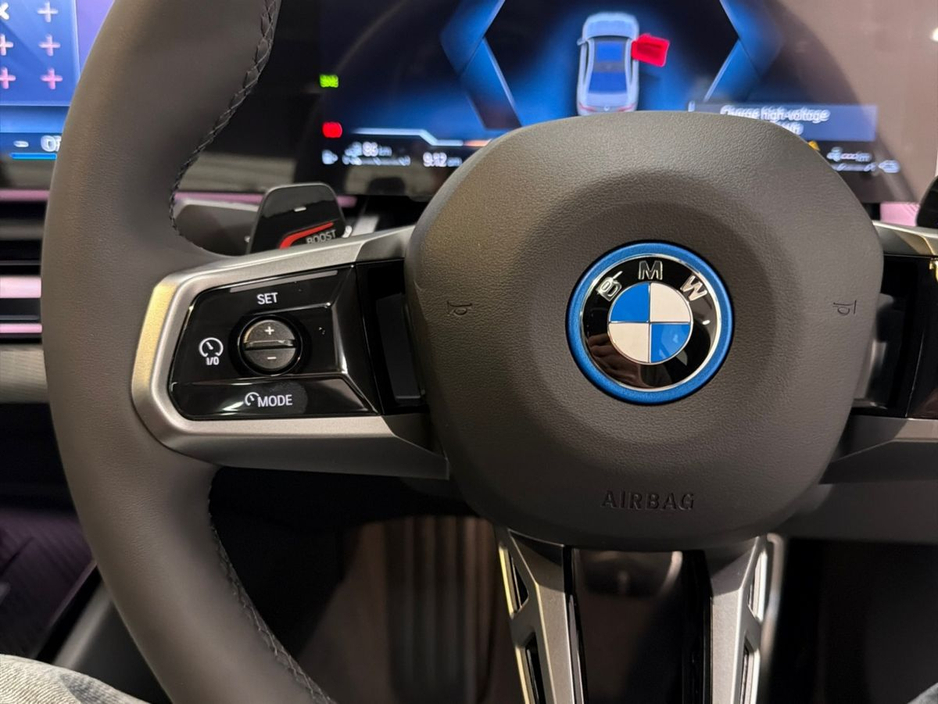 2026 BMW 5 Series - image 17