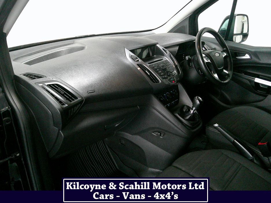 2018 Ford Transit Connect - image 16