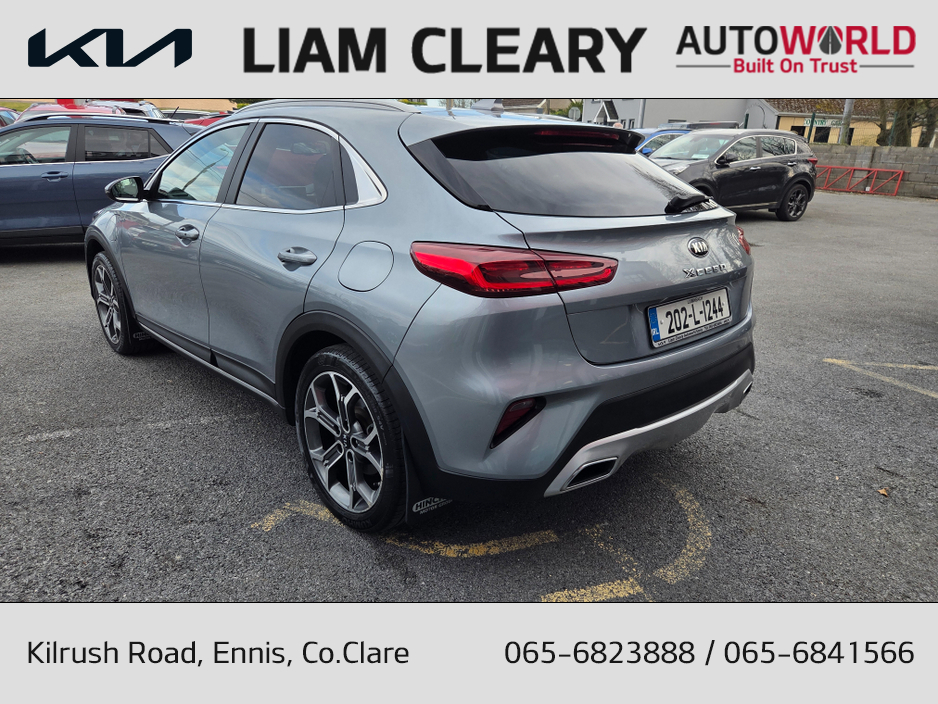 2020 Kia XCeed - image 5