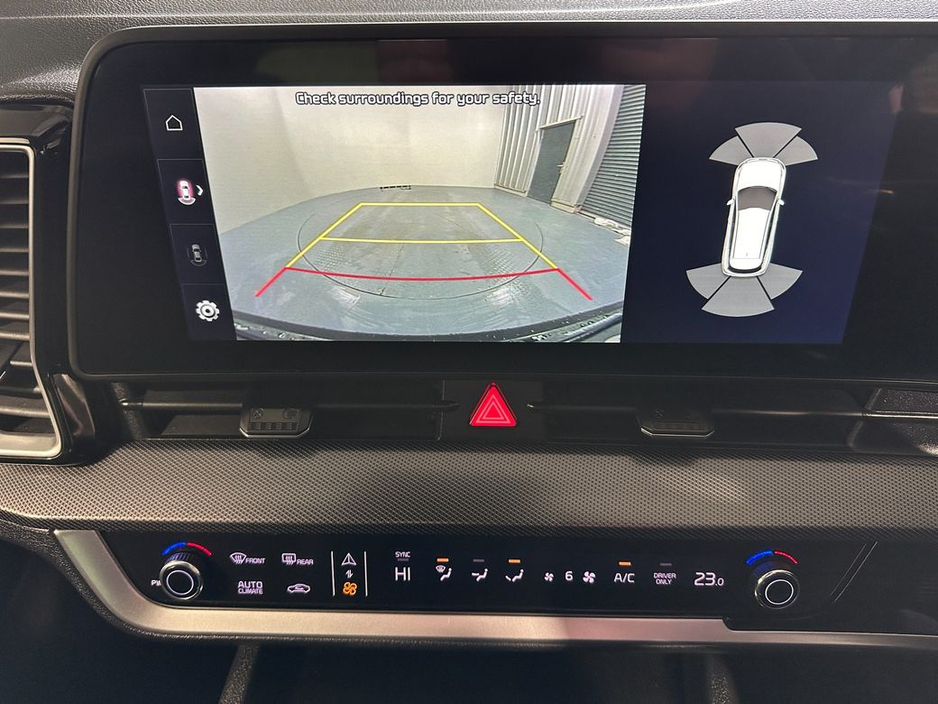 2023 Kia Sportage - image 17