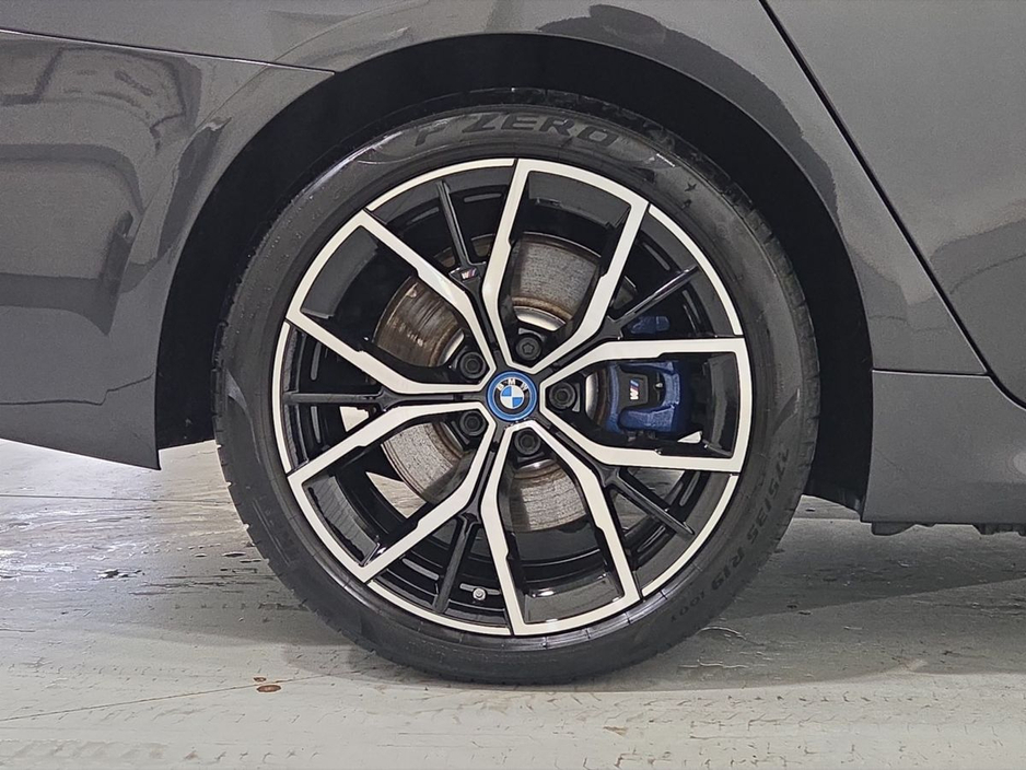 2022 BMW 5 Series 530e xDrive M Sport Saloon €44,950