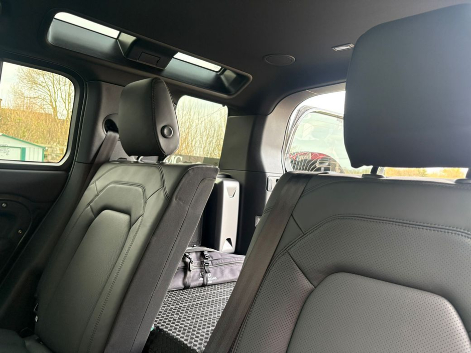 2025 Land Rover Defender - image 32