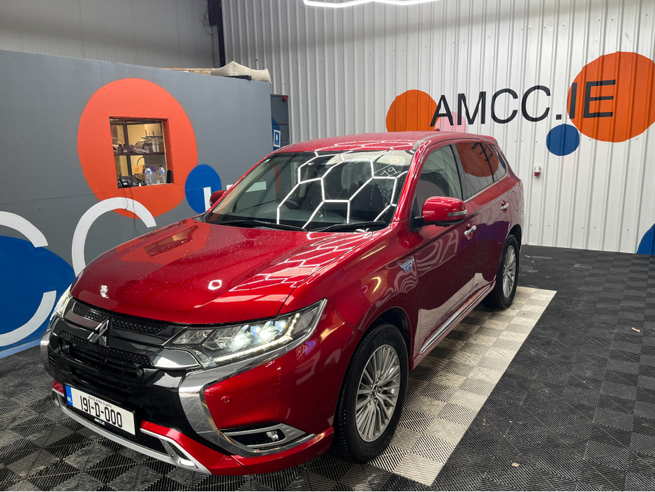 2019 Mitsubishi Outlander €22950 2019 MITSUBISHI OUTLANDER PHEV G PLUS PACKAGE 2.4 AUTOMATIC / CRUISE CONTROL / 360° PARKING CAMERA / ELECTRIC HEATED SEATS / HEATED STEERING WHEEL / PADDLE SHIFTERS €22,950