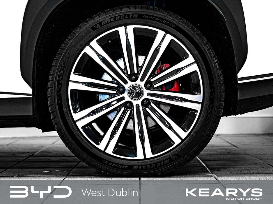 2026 BYD Sealion 7 - image 12