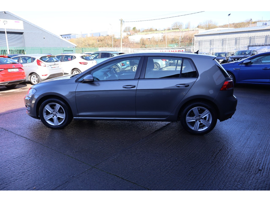 2016 Volkswagen Golf - image 6