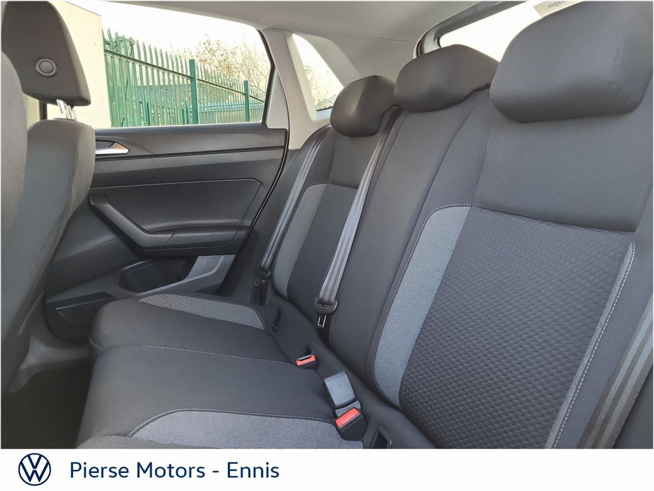 2025 Volkswagen Polo - image 8