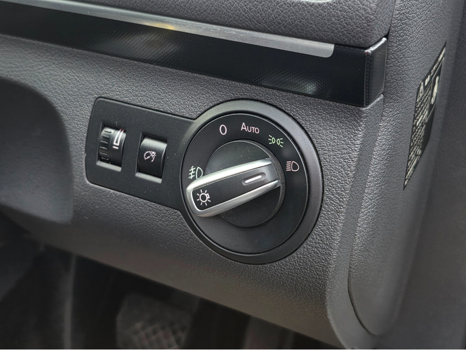 2012 Volkswagen Touareg 1.4 TSI HIGHLINE EDITION 7 SEATER ALLOYS SIMI DEALER - SPECIALISING IN IMPORTS OF GERMAN AUTOMATIC HI SPEC CARS