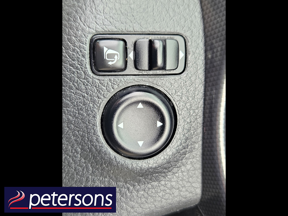 2018 Nissan Qashqai - image 35