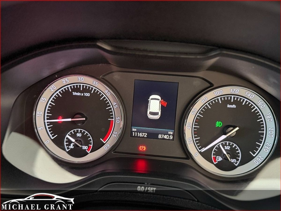 2019 Skoda Karoq - image 14