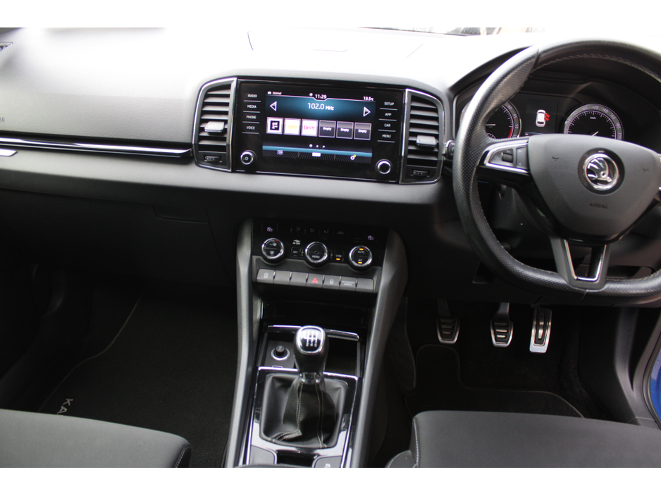 2020 Skoda Karoq - image 17