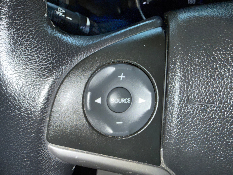 2017 Honda Jazz - image 15