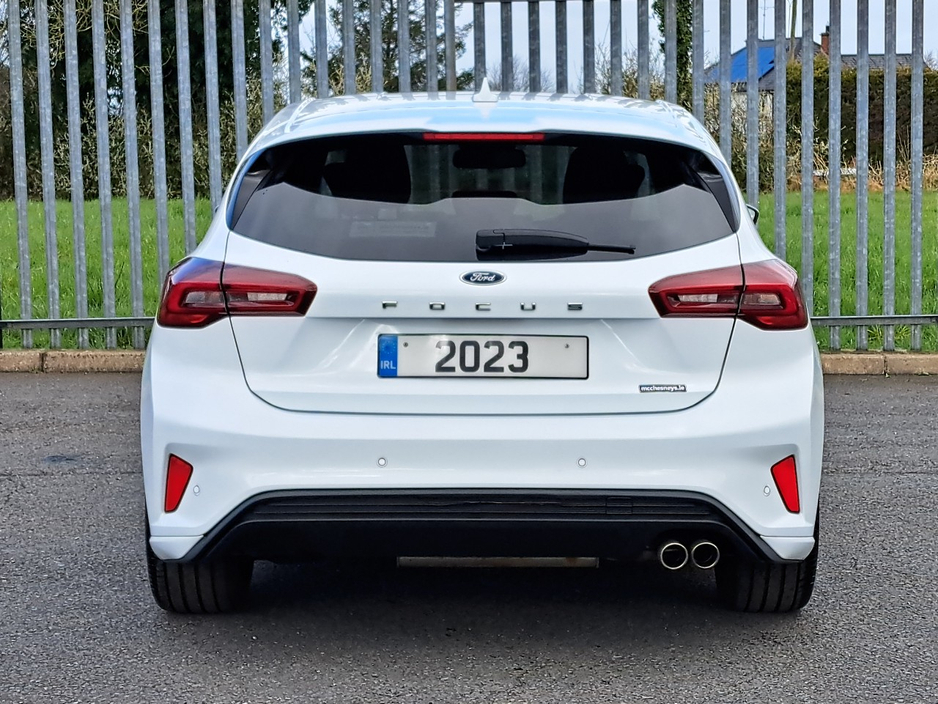 2023 Ford Focus - image 10