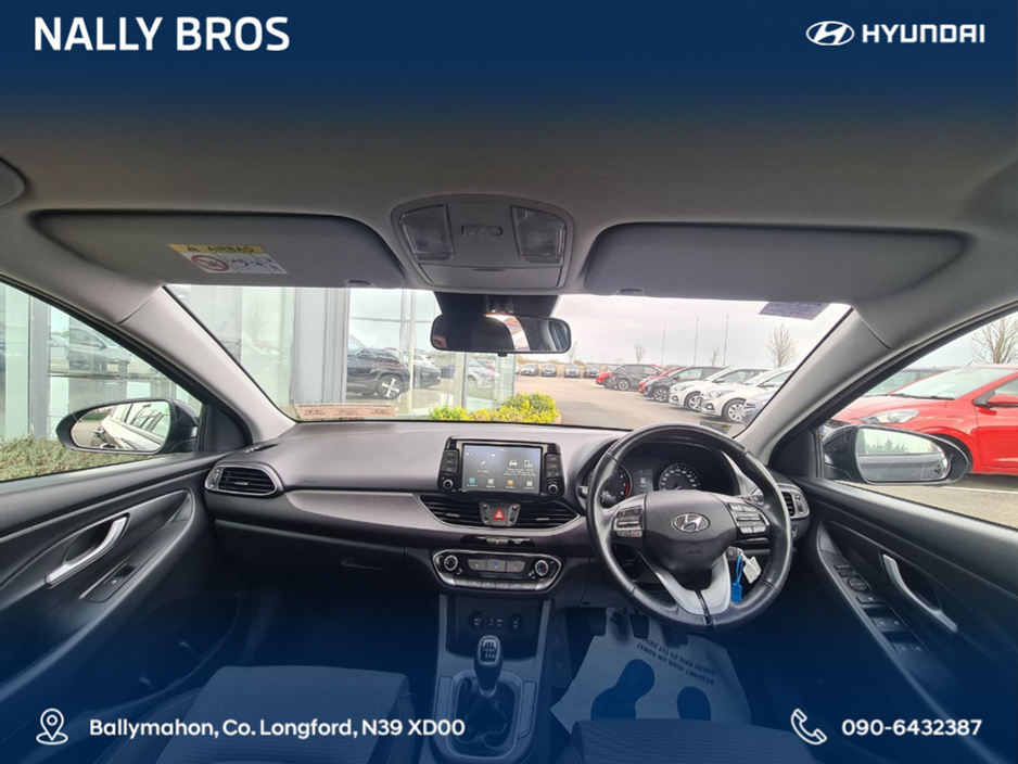 2020 Hyundai i30 - image 8