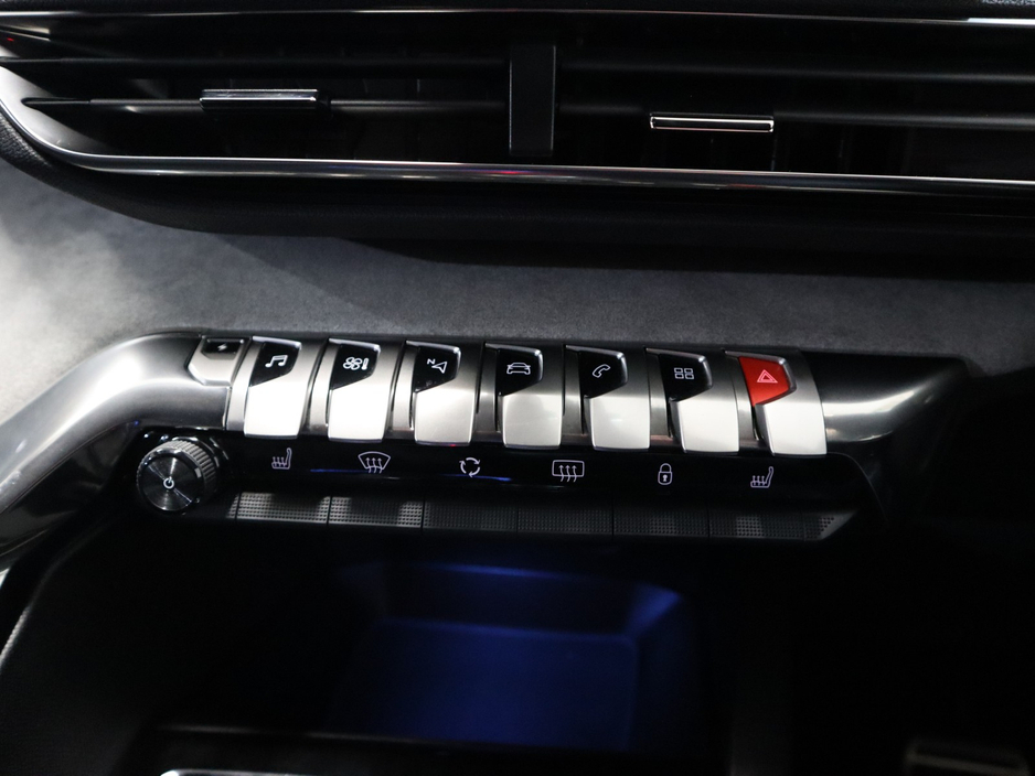 2022 Peugeot 3008 *109* GT LINE S/S PHEV 4X4 €26,995