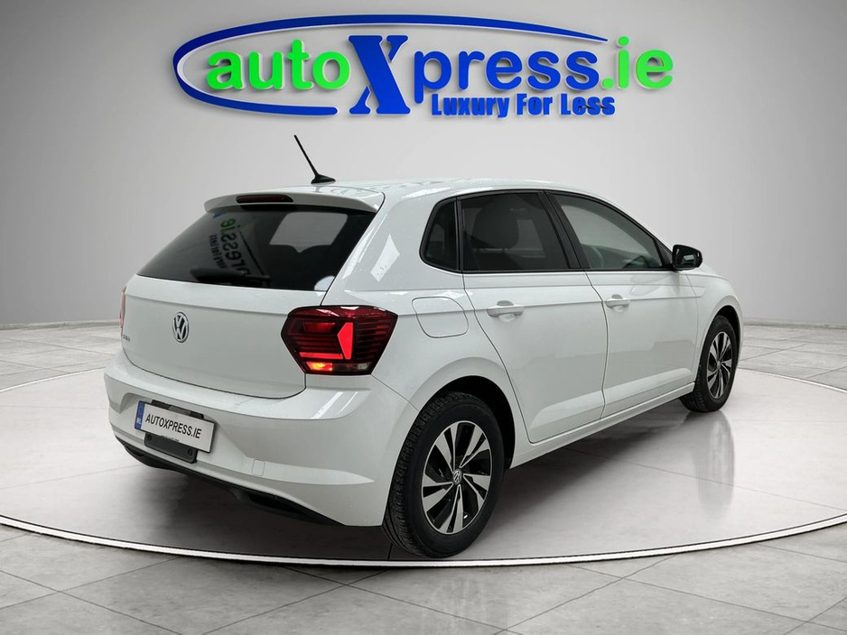 2018 Volkswagen Polo - image 7