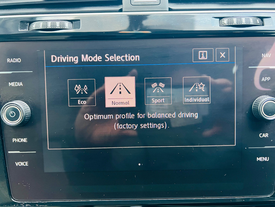 2017 Volkswagen Golf 1.6 TDI 5DR 115HP Highline DSG €13,750