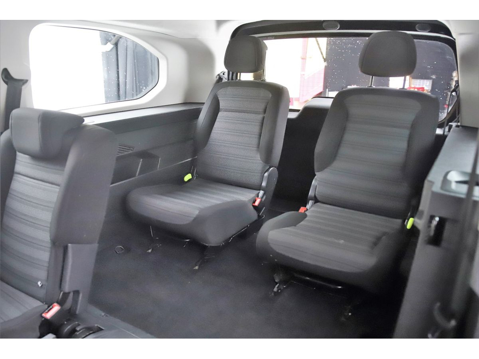 2022 Opel Combo - image 17