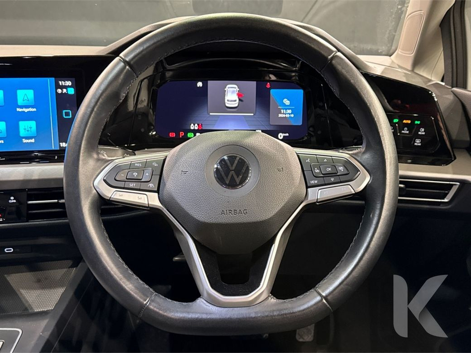 2021 Volkswagen Golf - image 20