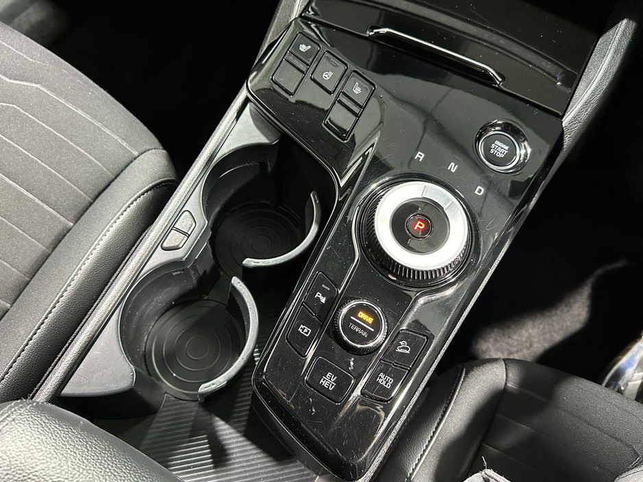 2023 Kia Sportage - image 21