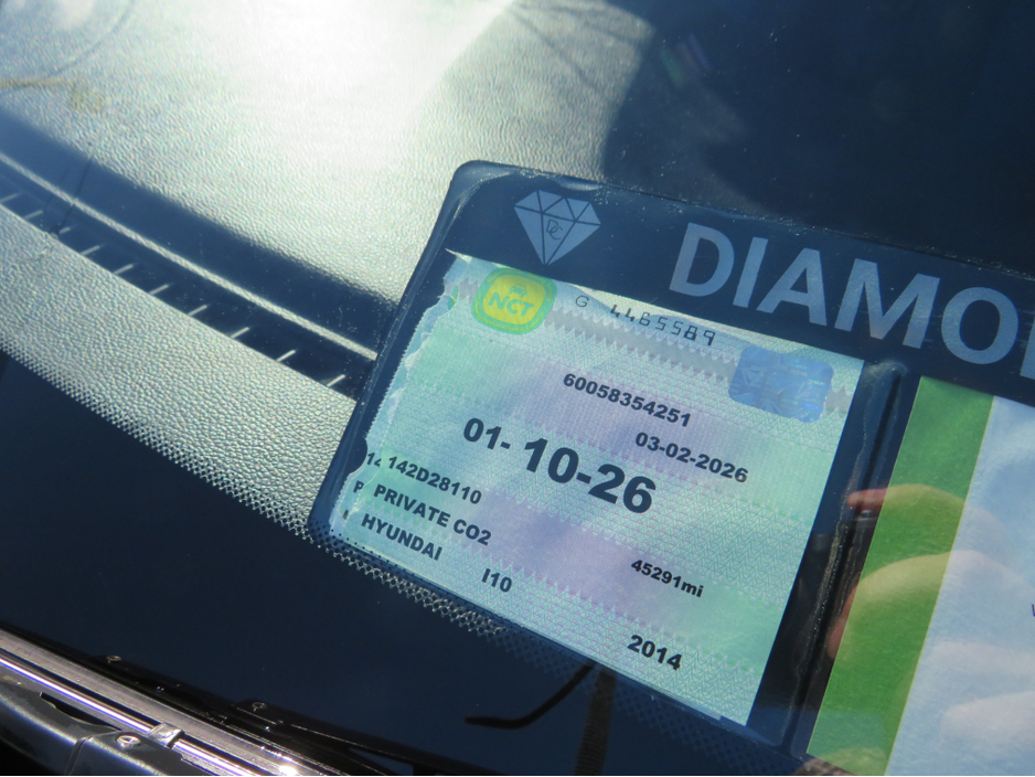 2014 Hyundai i10 - image 5