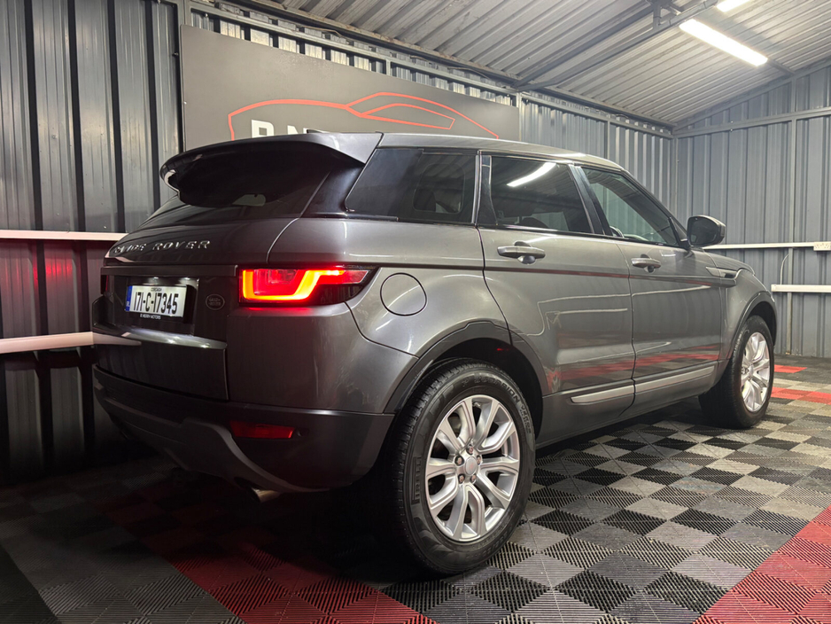 2017 Land Rover Range Rover Evoque - image 5