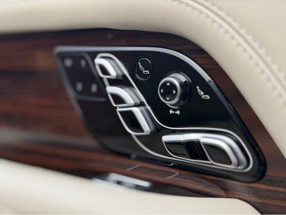 2020 Land Rover Range Rover 2.0 P400E AUTOBIOG €57,950