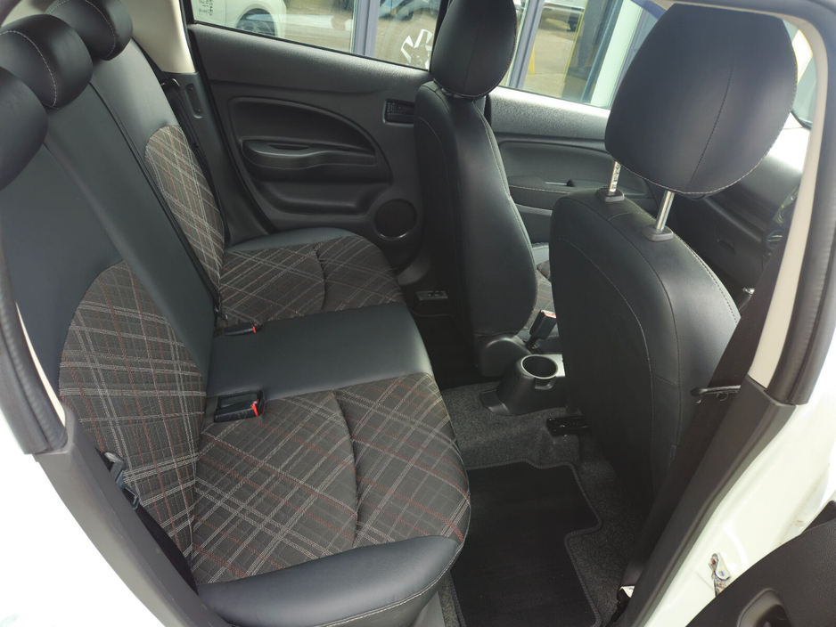 2021 Mitsubishi Space Star - image 10