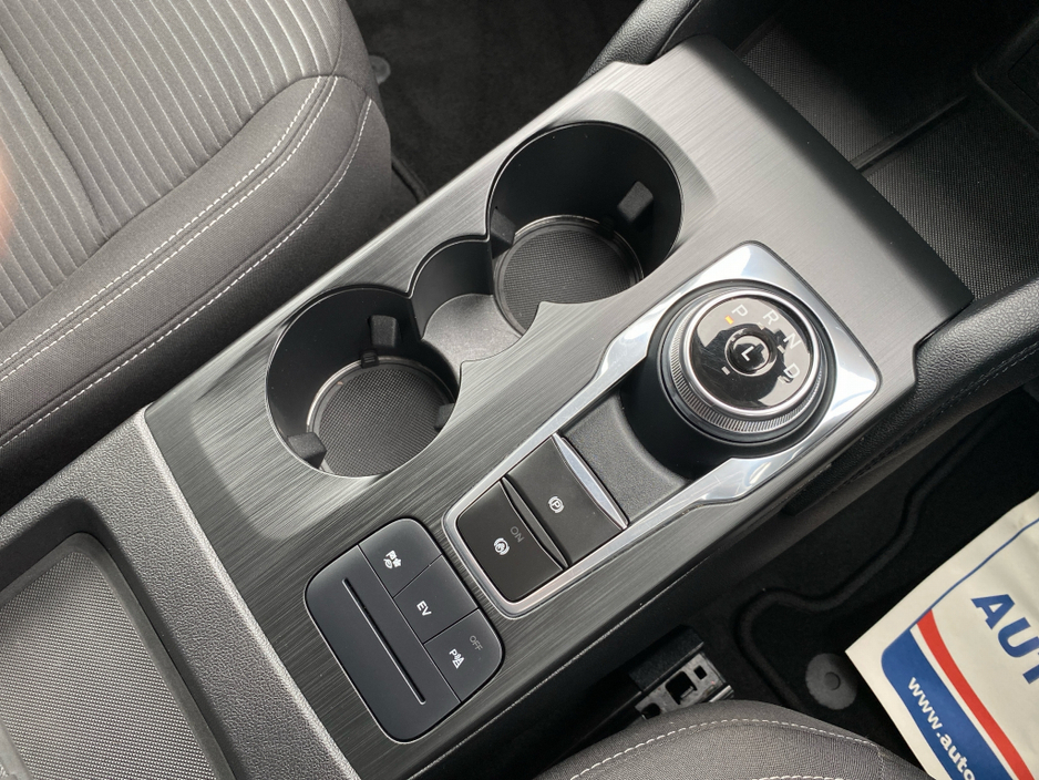 2023 Ford Kuga - image 21