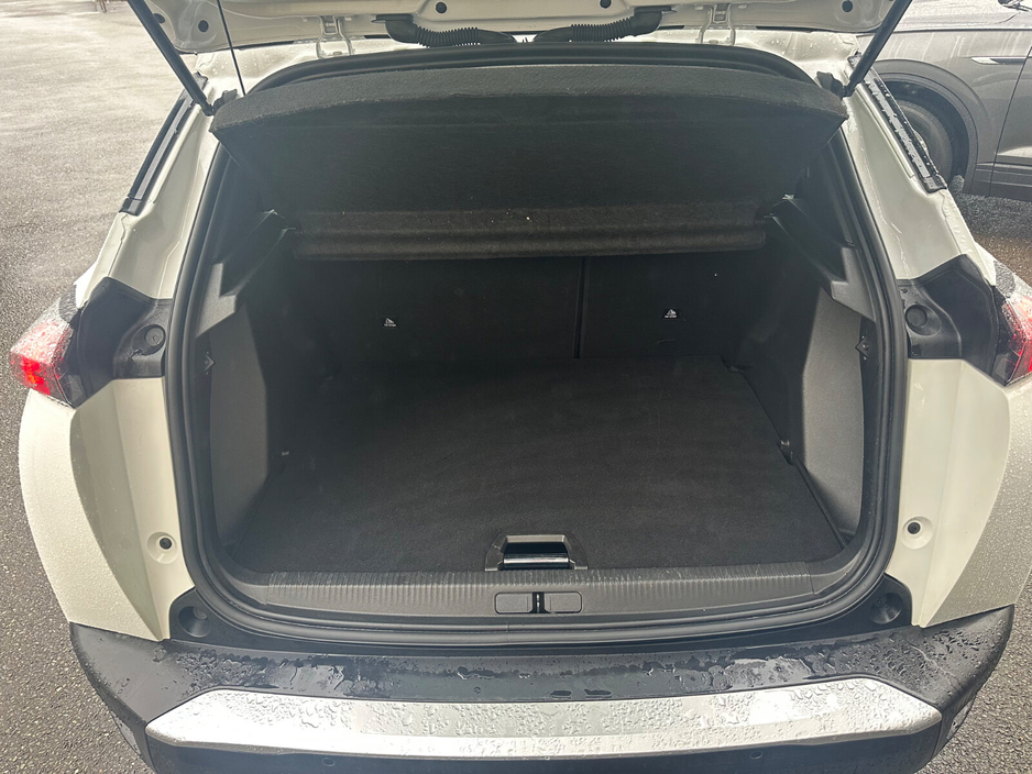 2022 Peugeot 2008 1.2 Puretech 100bhp Allure €21,895