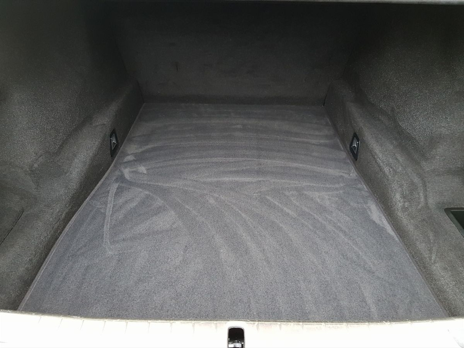 2020 BMW 7 Series - image 11