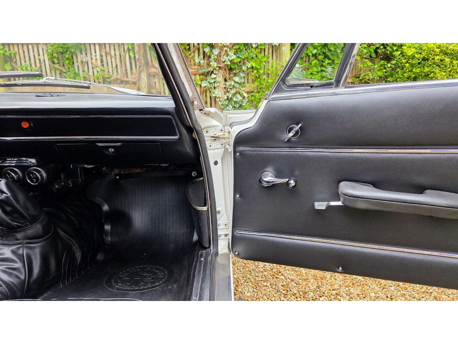 1971 Alfa Romeo GT Junior 1300 - image 26