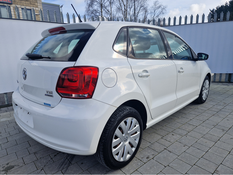 2013 Volkswagen Polo - image 10