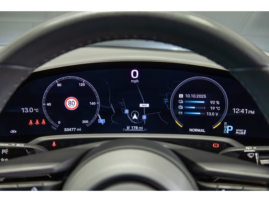 2023 Porsche Taycan Taycan Sport Turismo €71,950