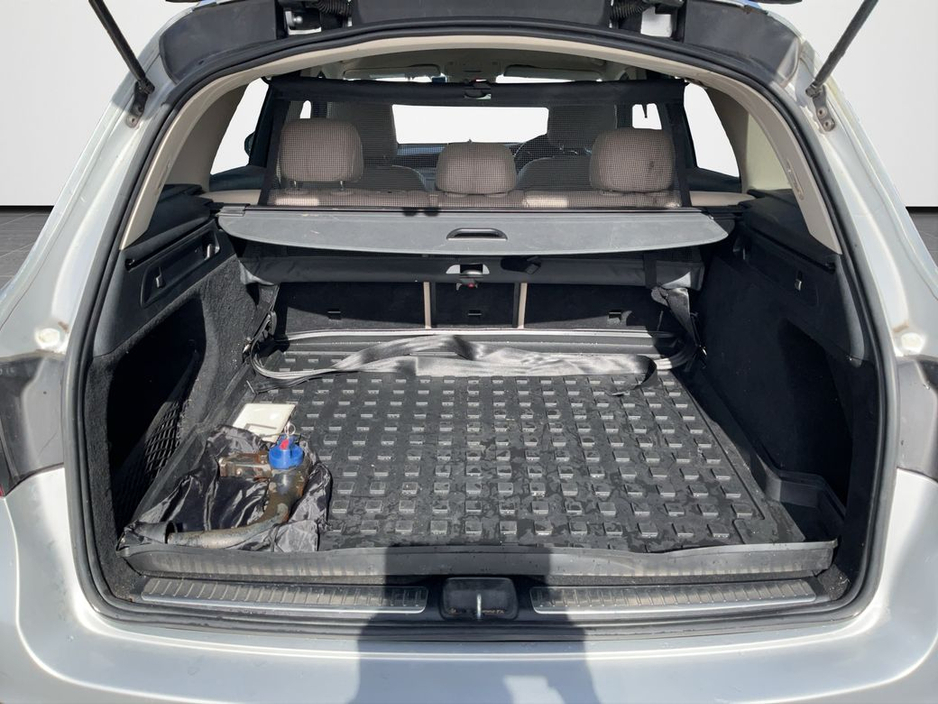 2017 Mercedes-Benz GLC Class - image 16