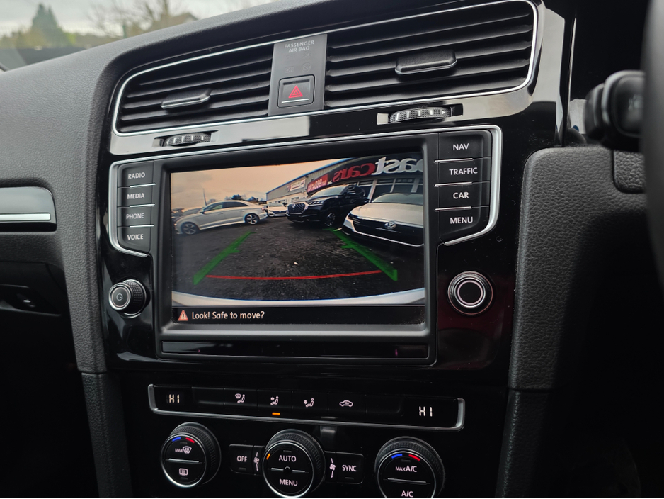 2015 Volkswagen Golf 1.4 HIGHLINE EDITION ALCANTARA SEATS REVERSING CAMERA - SIMI DEALER - LOW ROAD TAX BAND €14,750