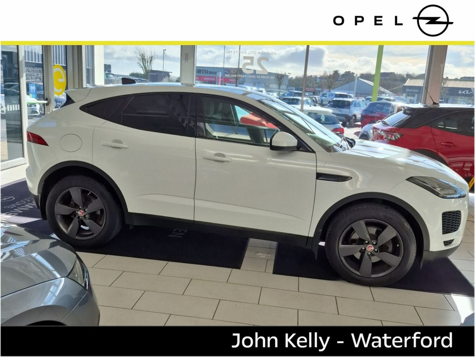 2019 Jaguar E-Pace 2.0D - 150 PS FWD €19,895