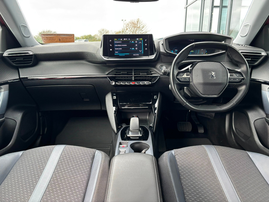 2021 Peugeot 2008 - image 8