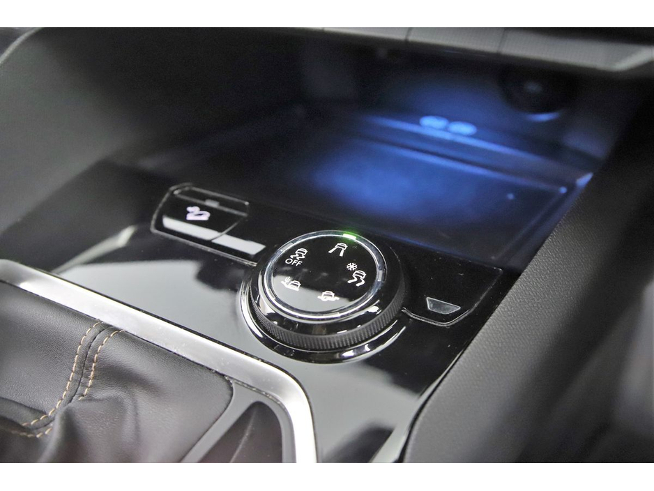 2022 Peugeot 3008 - image 23