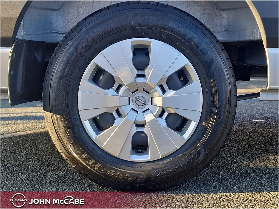 2026 Nissan Interstar - image 31