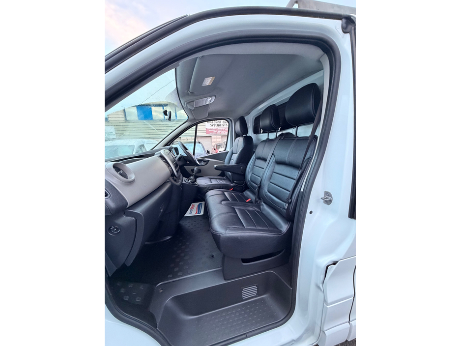 2019 Renault Trafic High Spec €13,617