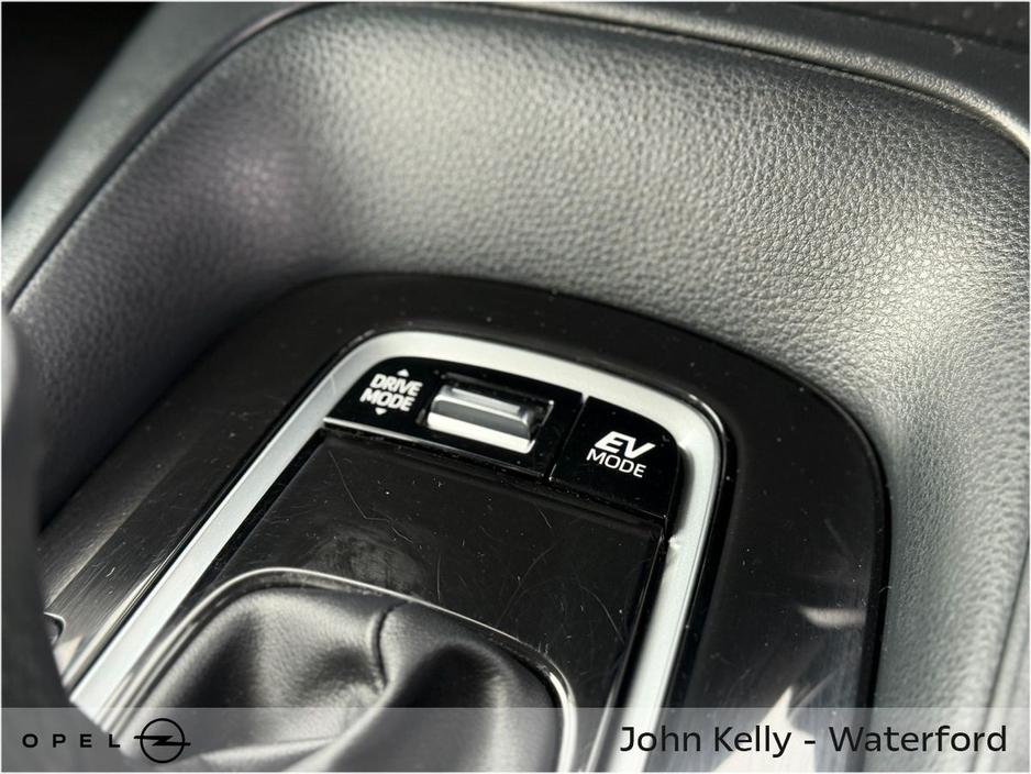 2023 Toyota Corolla 1.8 Hybrid Luna Saloon €22,450