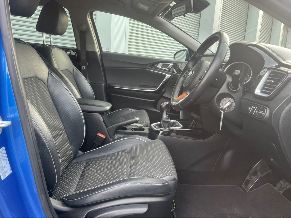 2019 Kia Ceed - image 14