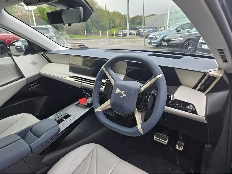 2026 DS Automobiles No8 - image 7