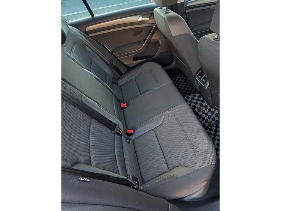 2018 Volkswagen Golf 1.2 TSI DSG COMFORT // LOW KMS // 6 MONTH WARRANTY // €17,950